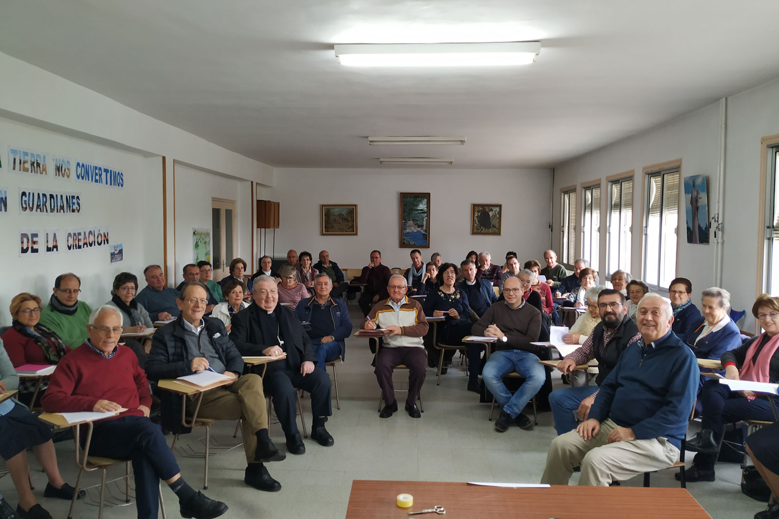 Presidimos y cantamos la Asamblea del Domingo