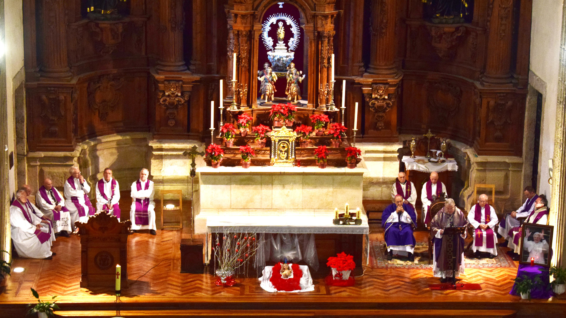 Misa exequial por Benedicto XVI