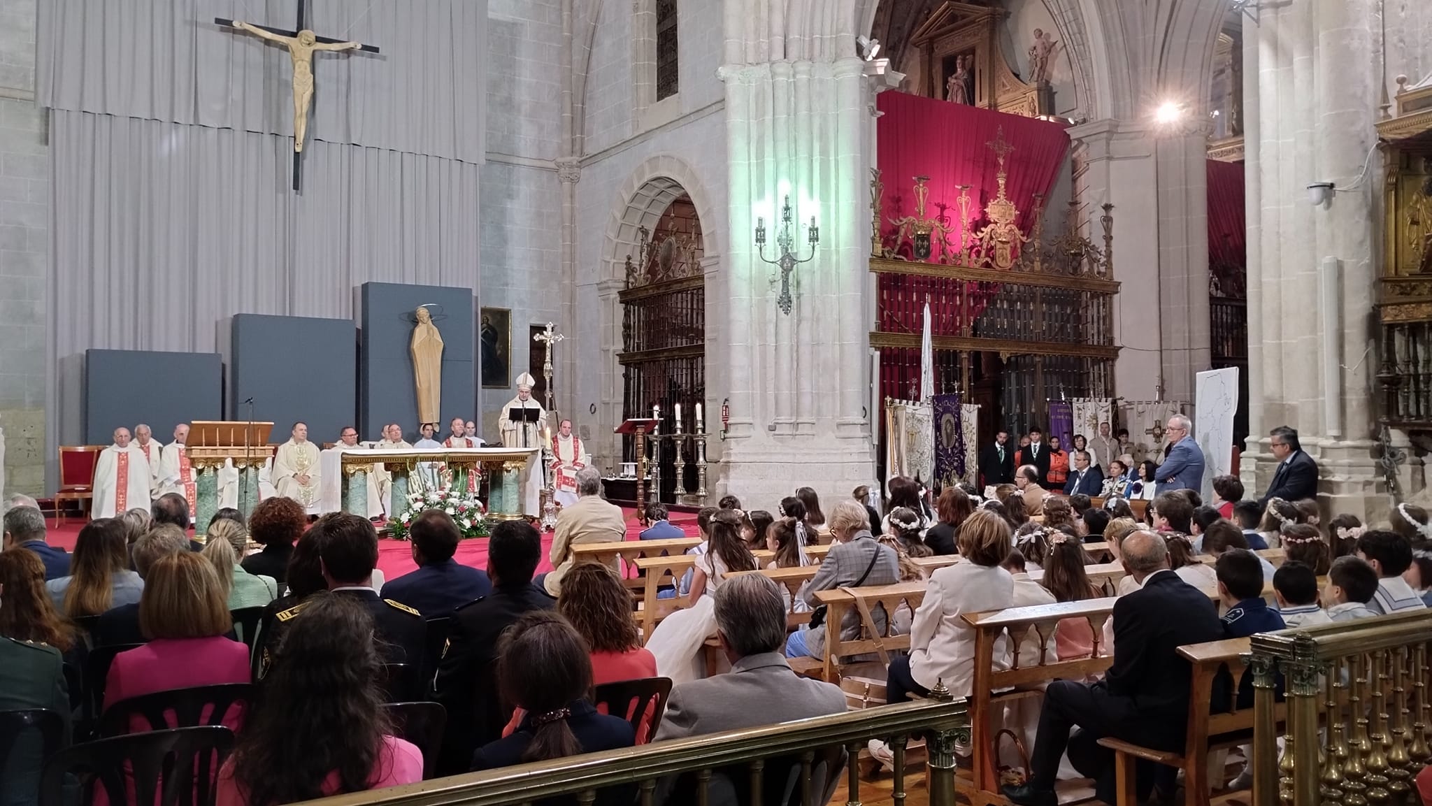 Eucaristía y homilía en el Corpus 2024